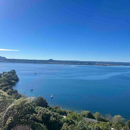 Breathtaking Views Taupo Exterior foto